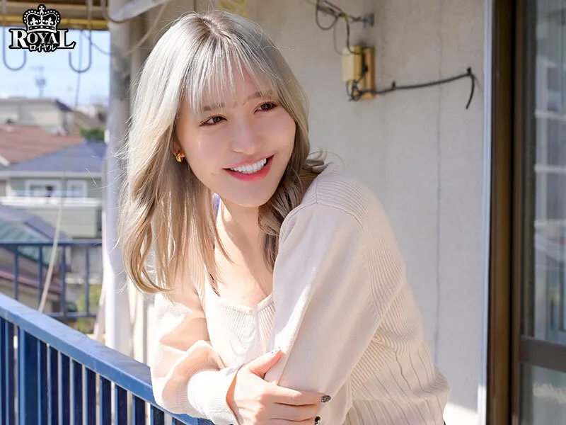 Người mình thích chị cạnh nhà, thanh niên làm liều nhìn trộm và bị bắt gặp